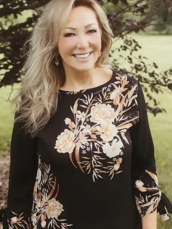 Marnie Armstrong — Wellington County Wedding Officiant