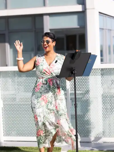 Raydiris Cordero β City of Toronto Wedding Officiant